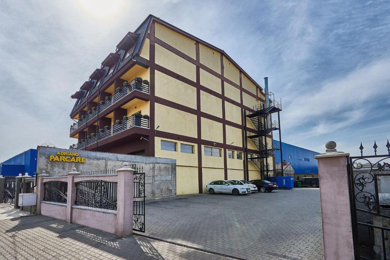 Hotel Adriano Brăila Exterior foto