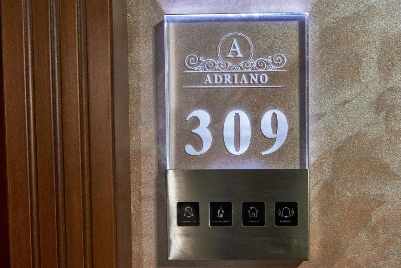 Hotel Adriano Brăila Exterior foto